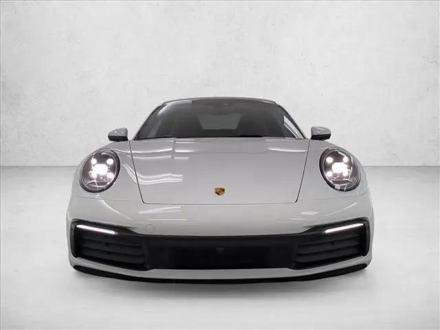 2022 Porsche 911 Carrera