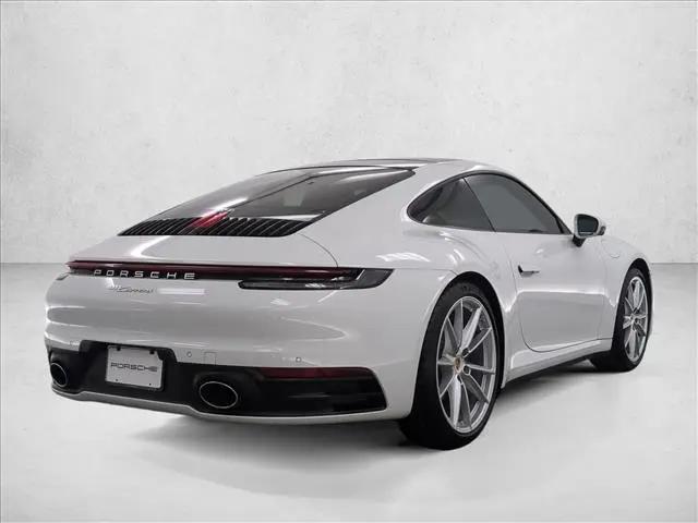 2022 Porsche 911 Carrera