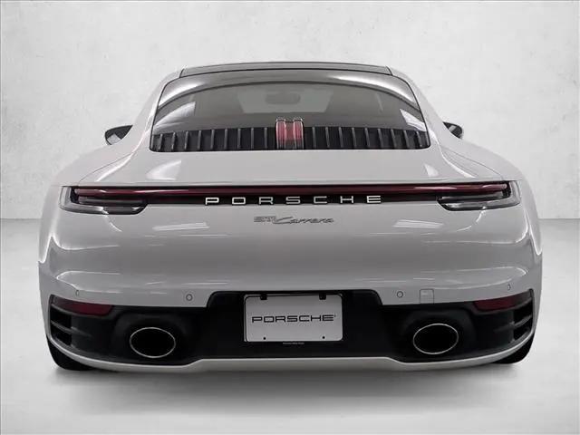 2022 Porsche 911 Carrera