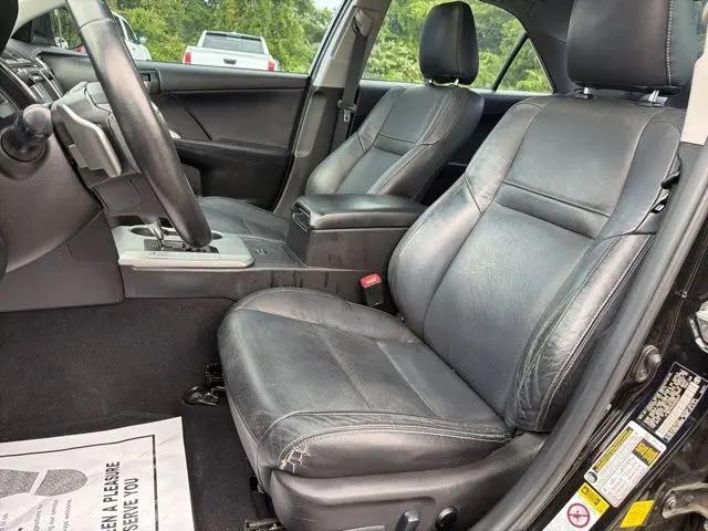 2014 Toyota Camry SE V6