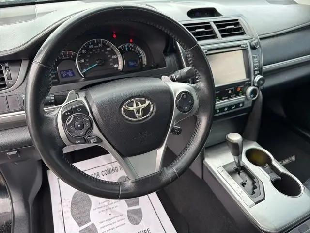 2014 Toyota Camry SE V6