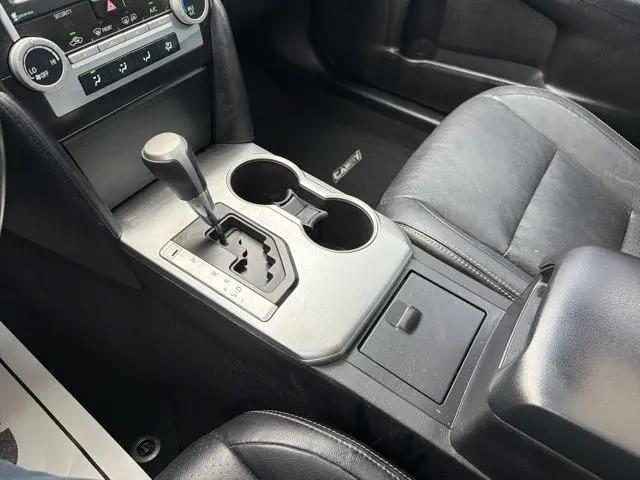 2014 Toyota Camry SE V6