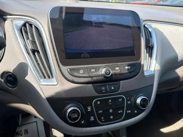 2020 Chevrolet Malibu FWD LT
