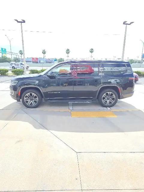 2022 Jeep Wagoneer Series III 4x2