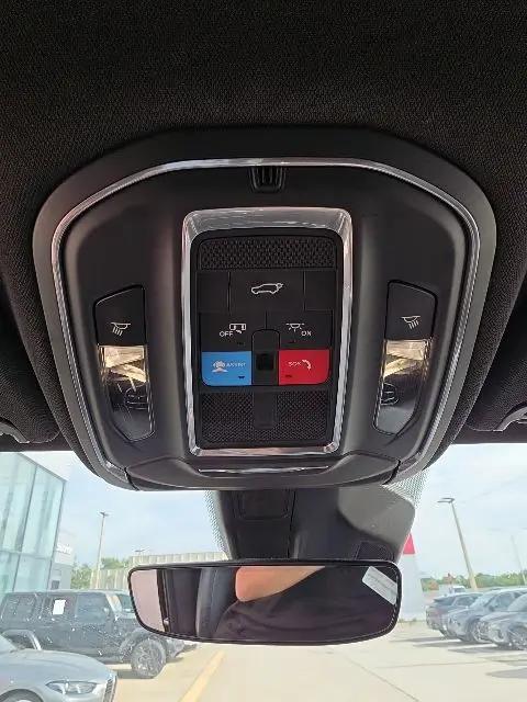 2022 Jeep Wagoneer Series III 4x2