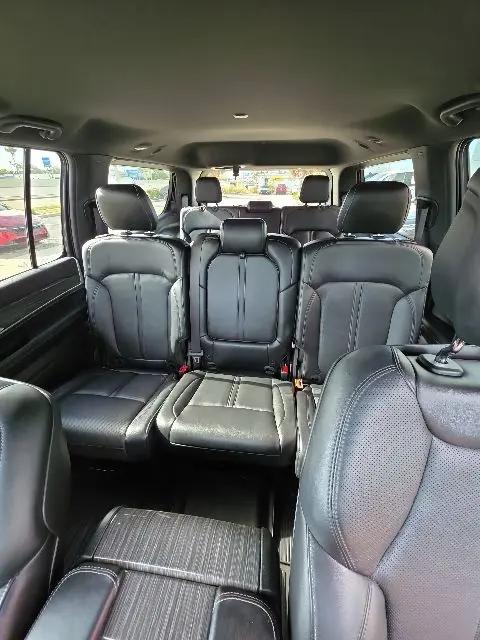 2022 Jeep Wagoneer Series III 4x2