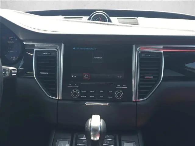 2017 Porsche Macan Macan