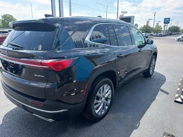 2025 Buick Enclave Preferred FWD