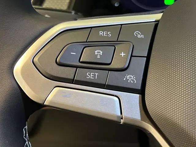 2026 Volkswagen Atlas Cross Sport SEL