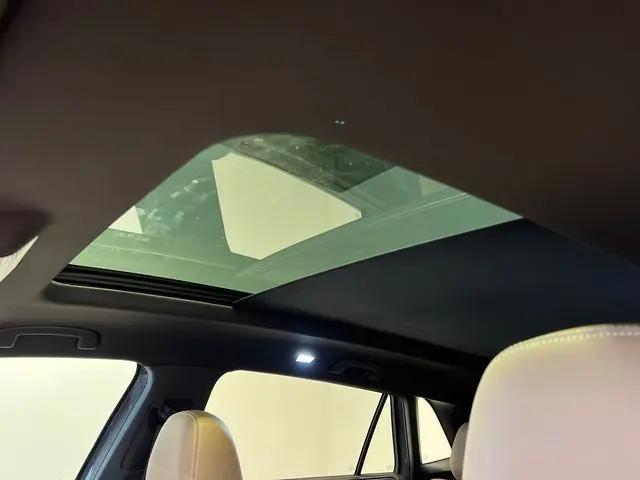 2026 Volkswagen Atlas Cross Sport SEL