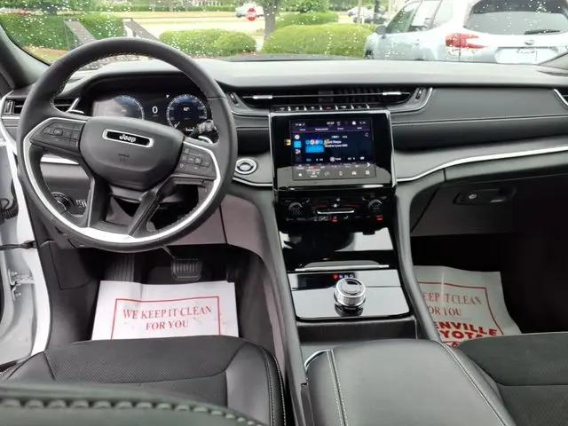 2025 Jeep Grand Cherokee L Altitude X 4x4