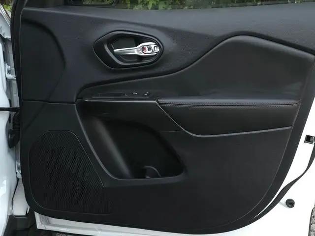 2022 Jeep Cherokee Trailhawk 4x4