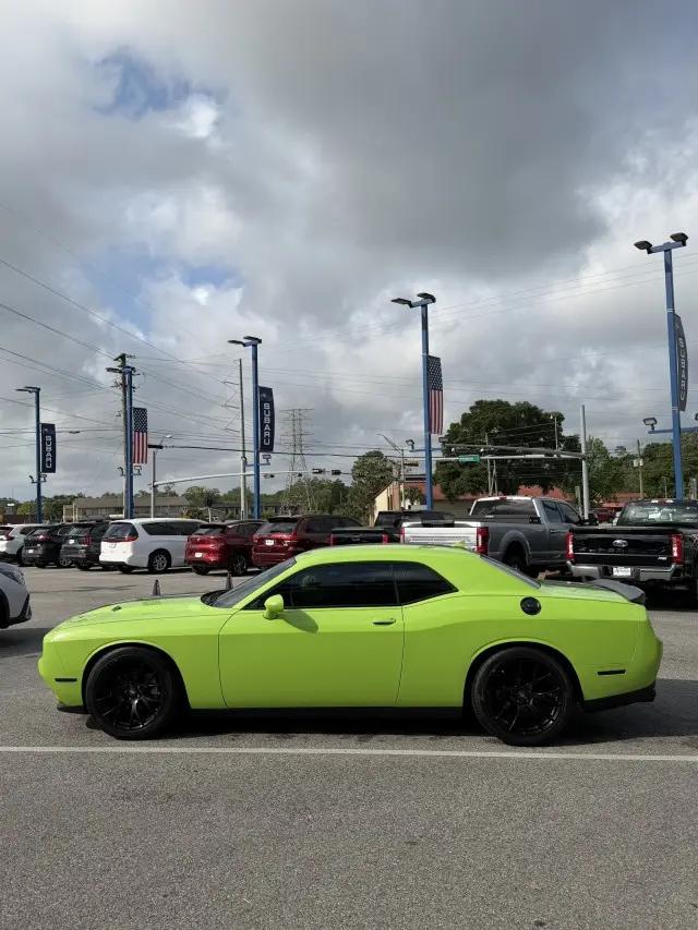 2023 Dodge Challenger SXT