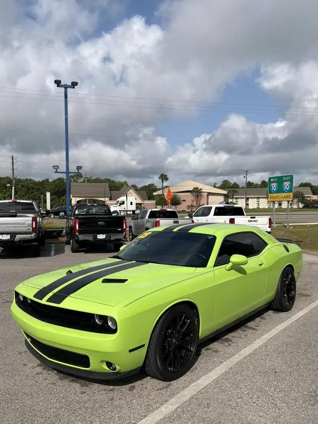 2023 Dodge Challenger SXT