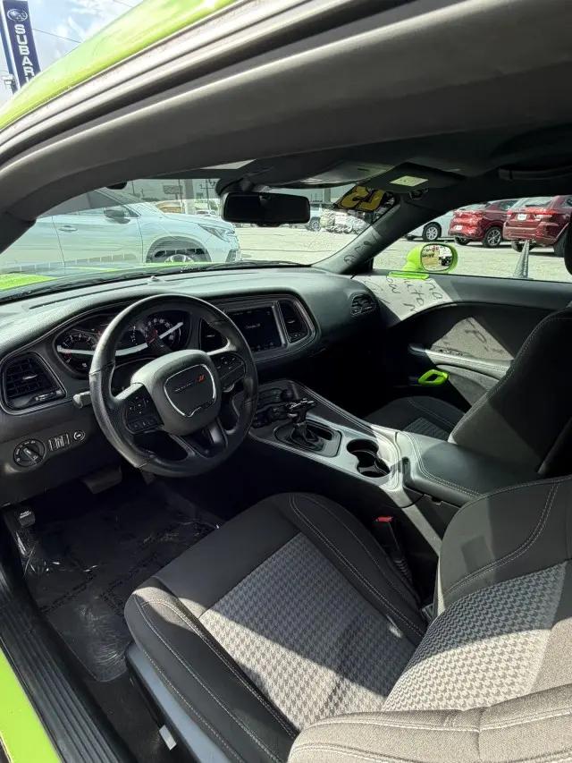 2023 Dodge Challenger SXT