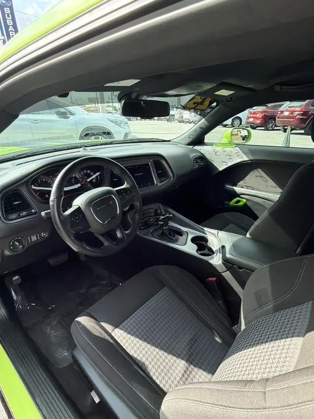 2023 Dodge Challenger SXT