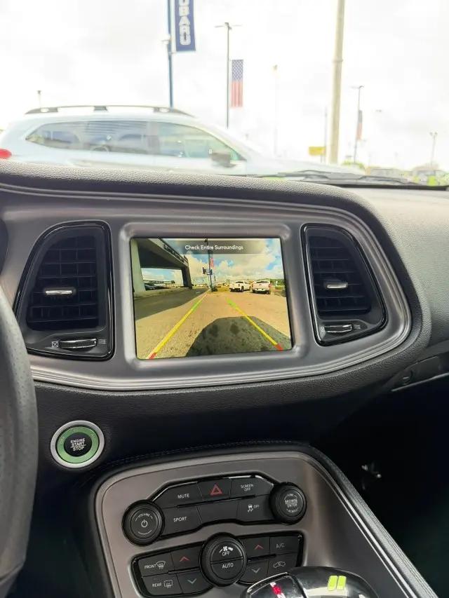 2023 Dodge Challenger SXT