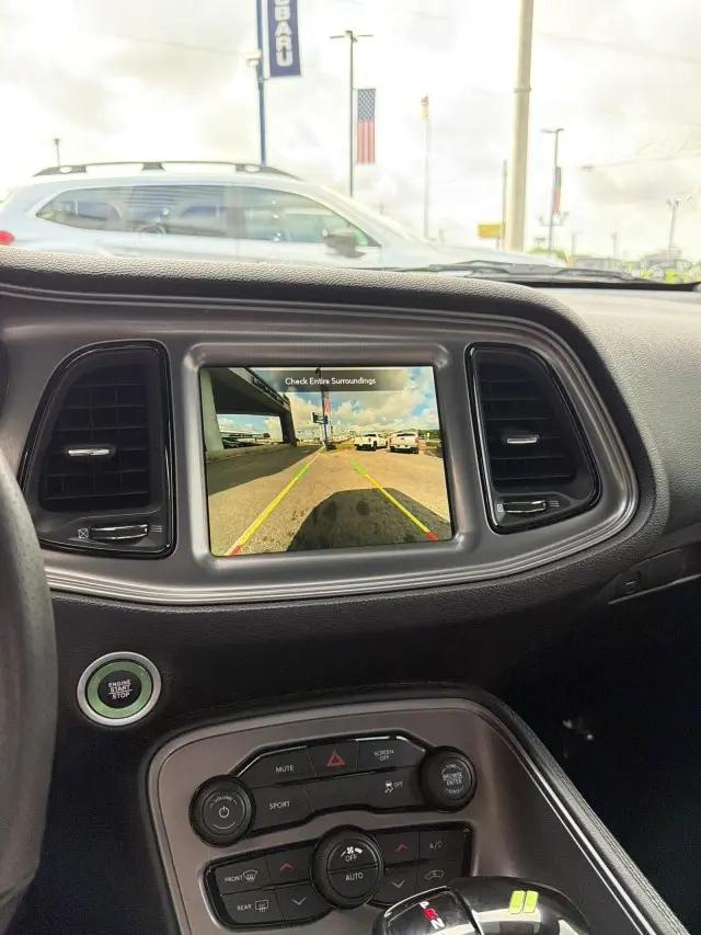 2023 Dodge Challenger SXT