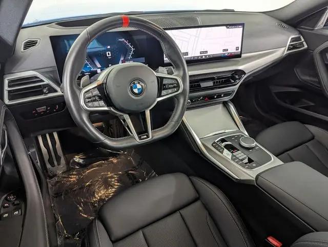 2025 BMW M240 i