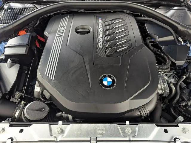 2025 BMW M240 i