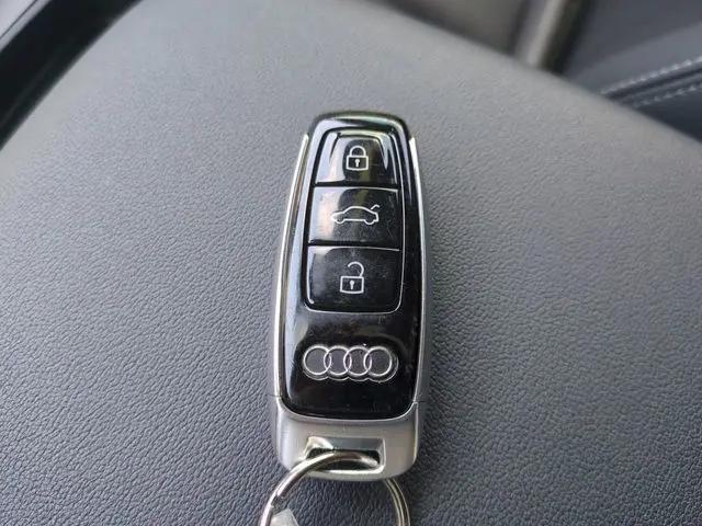 2019 Audi Q8 55 Premium