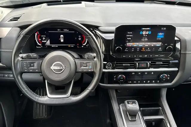 2023 Nissan Pathfinder Platinum FWD