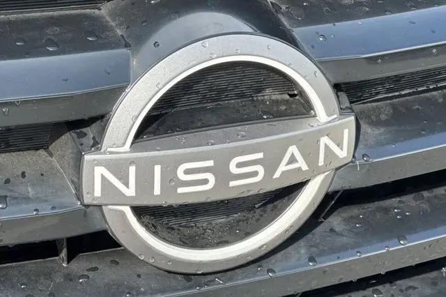 2023 Nissan Pathfinder Platinum FWD