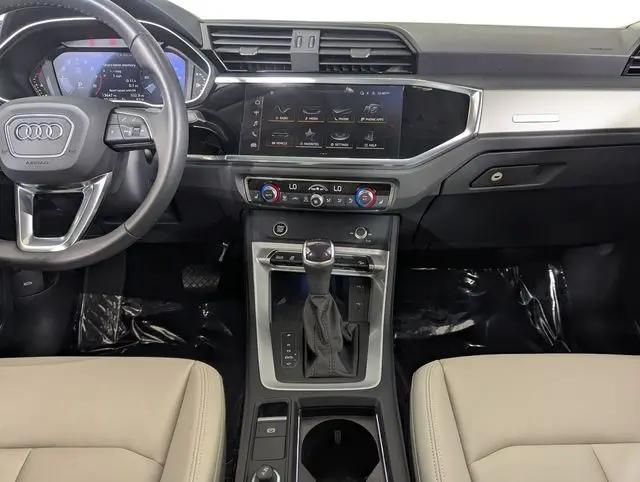 2024 Audi Q3 Premium Plus 45 TFSI S line quattro Tiptronic