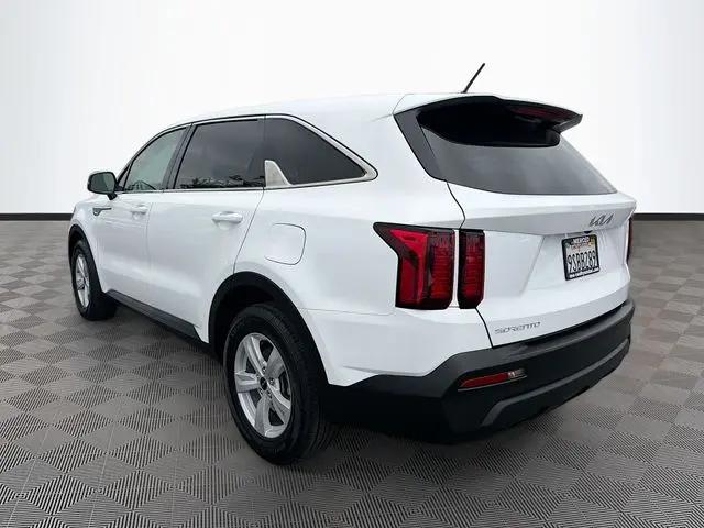 2023 Kia Sorento LX