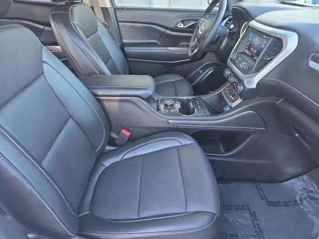 2023 GMC Acadia FWD SLT