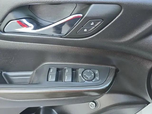2023 GMC Acadia FWD SLT