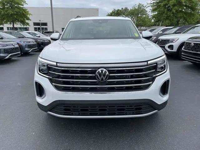 2026 Volkswagen Atlas SE with Technology