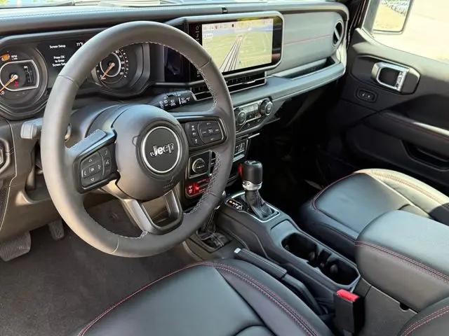 2025 Jeep Wrangler 4-Door Recon 4x4
