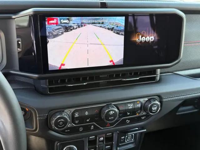 2025 Jeep Wrangler 4-Door Recon 4x4