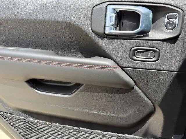 2025 Jeep Wrangler 4-Door Recon 4x4