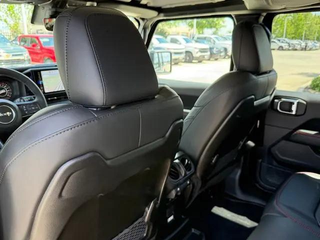 2025 Jeep Wrangler 4-Door Recon 4x4