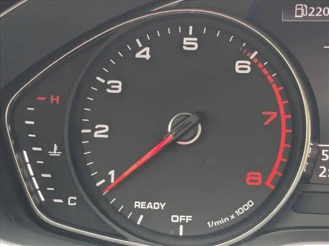 2022 Audi A4 Premium 40 TFSI quattro S tronic