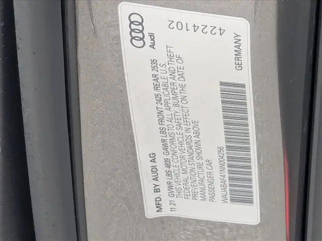 2022 Audi A4 Premium 40 TFSI quattro S tronic