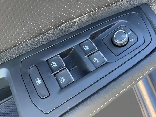 2026 Volkswagen Atlas SEL