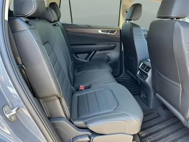 2026 Volkswagen Atlas SEL