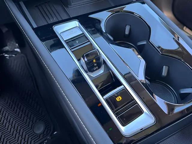 2026 Volkswagen Atlas SEL