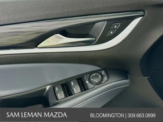 2022 Buick Enclave AWD Essence