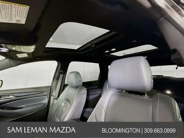 2022 Buick Enclave AWD Essence