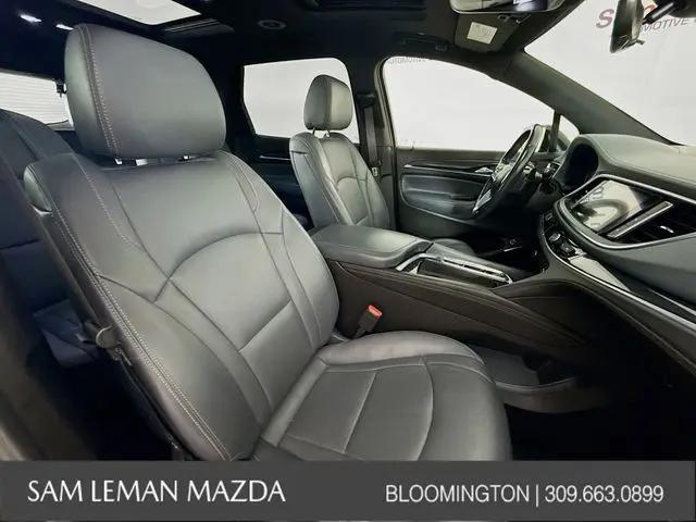 2022 Buick Enclave AWD Essence