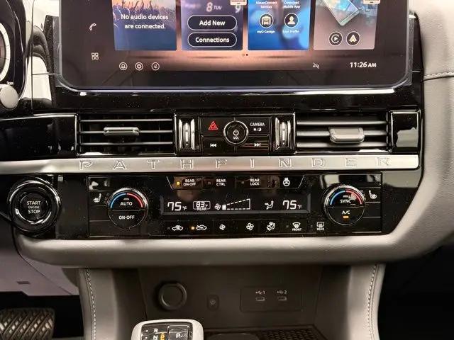 2026 Nissan Pathfinder SL