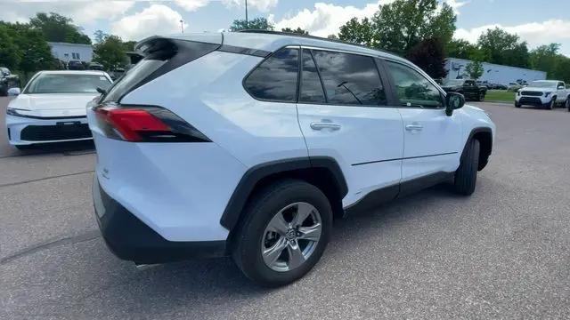 2025 Toyota RAV4 Hybrid LE