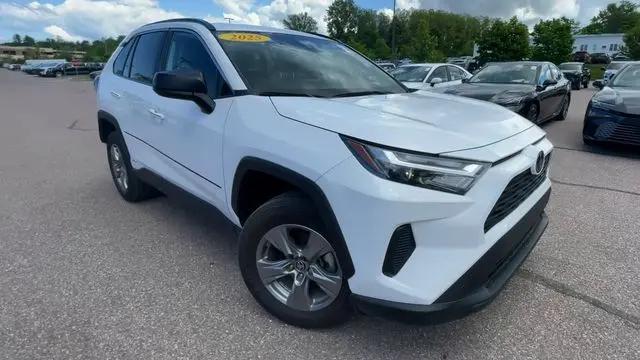 2025 Toyota RAV4 Hybrid LE