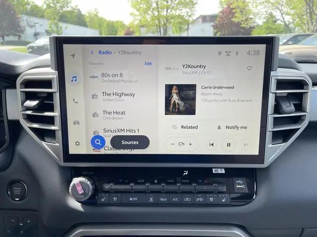 2026 Toyota Tundra Limited CrewMax 5.5' Bed
