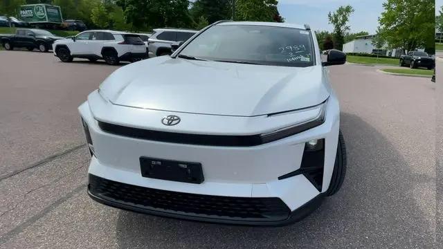 2026 Toyota C-HR SE