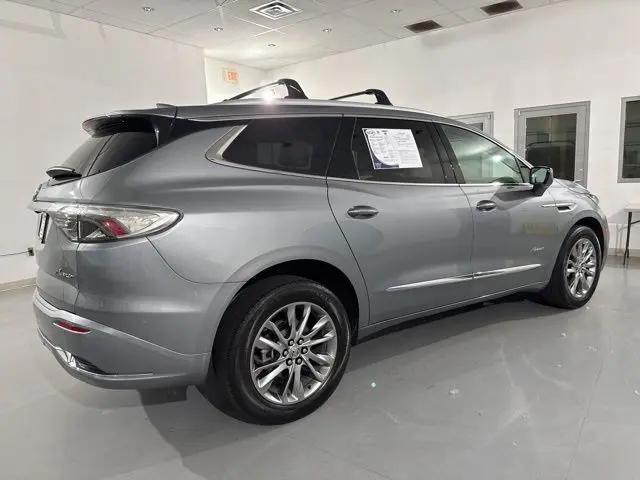 2023 Buick Enclave Avenir AWD
